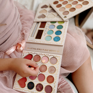 Mrs Ertha – Mon Premier Maquillage – Multicolore