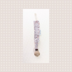 Tête de lylotte – Attache tétine mini rose