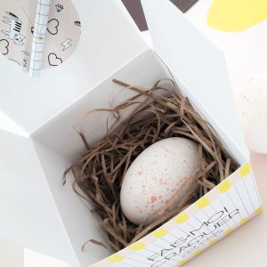 PAMELA LOOPS – Oeuf message à craquer