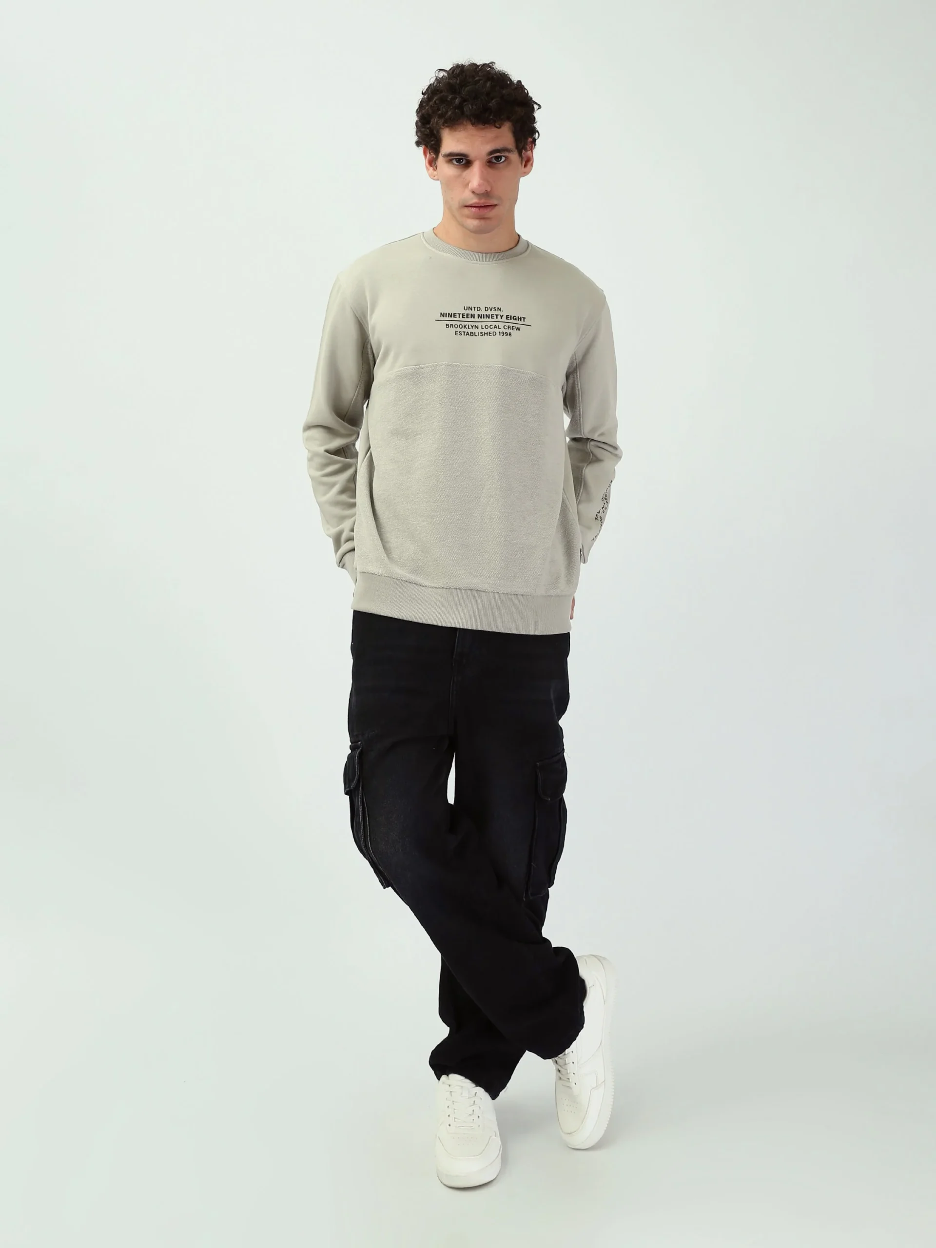 Sweatshirt homme col rond – Design moderne et confort urbain - SWS25WRCL26286TM1 – Image 5