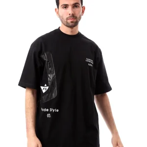 T-shirt Homme Ample avec Détails Imprimés et Poche Zippée – Confort et Style Moderne - TSH24SPRO20929TM1