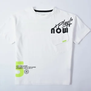 T-shirt garçon élégant avec imprimé distinctif sur la poitrine – TSH24SPRO32598TB1