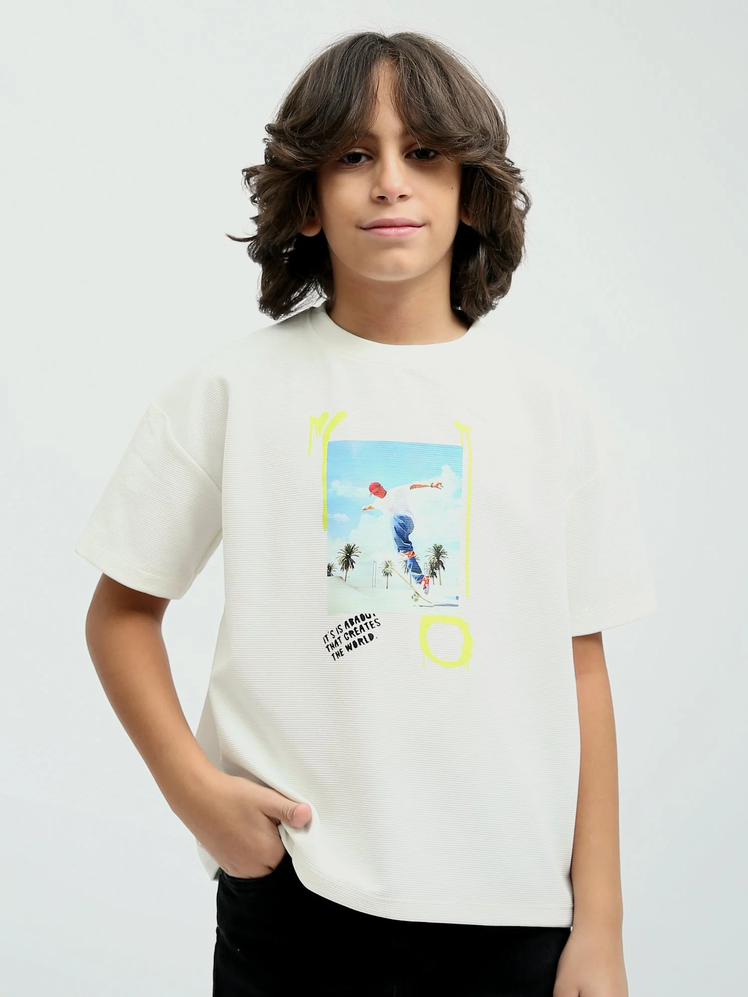 T-shirt Enfant avec Impression Colorée et Message Inspirant - Confortable et Moderne - TSH24SPRO32640TB1 – Image 5