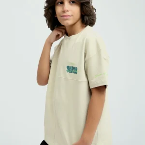 T-shirt stone garçon avec imprimé "SIMSER" – Style moderne et positif - TSH24SPRO32658TB1