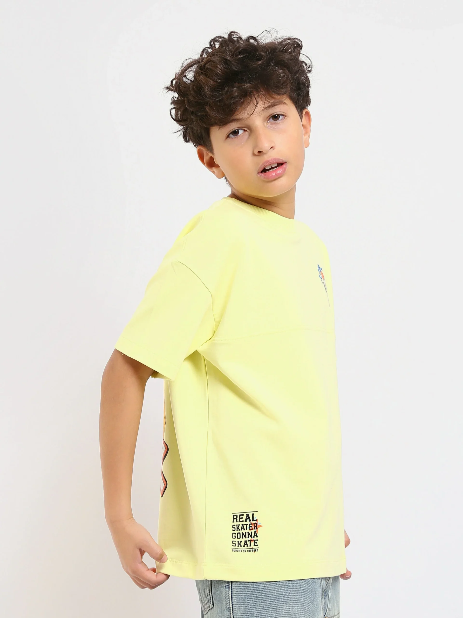 T-shirt enfant avec imprimé coloré et logo distinctif – TSH25SPRO32656TB1 – Image 4
