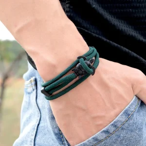 Bracelet cordon avec pendentif