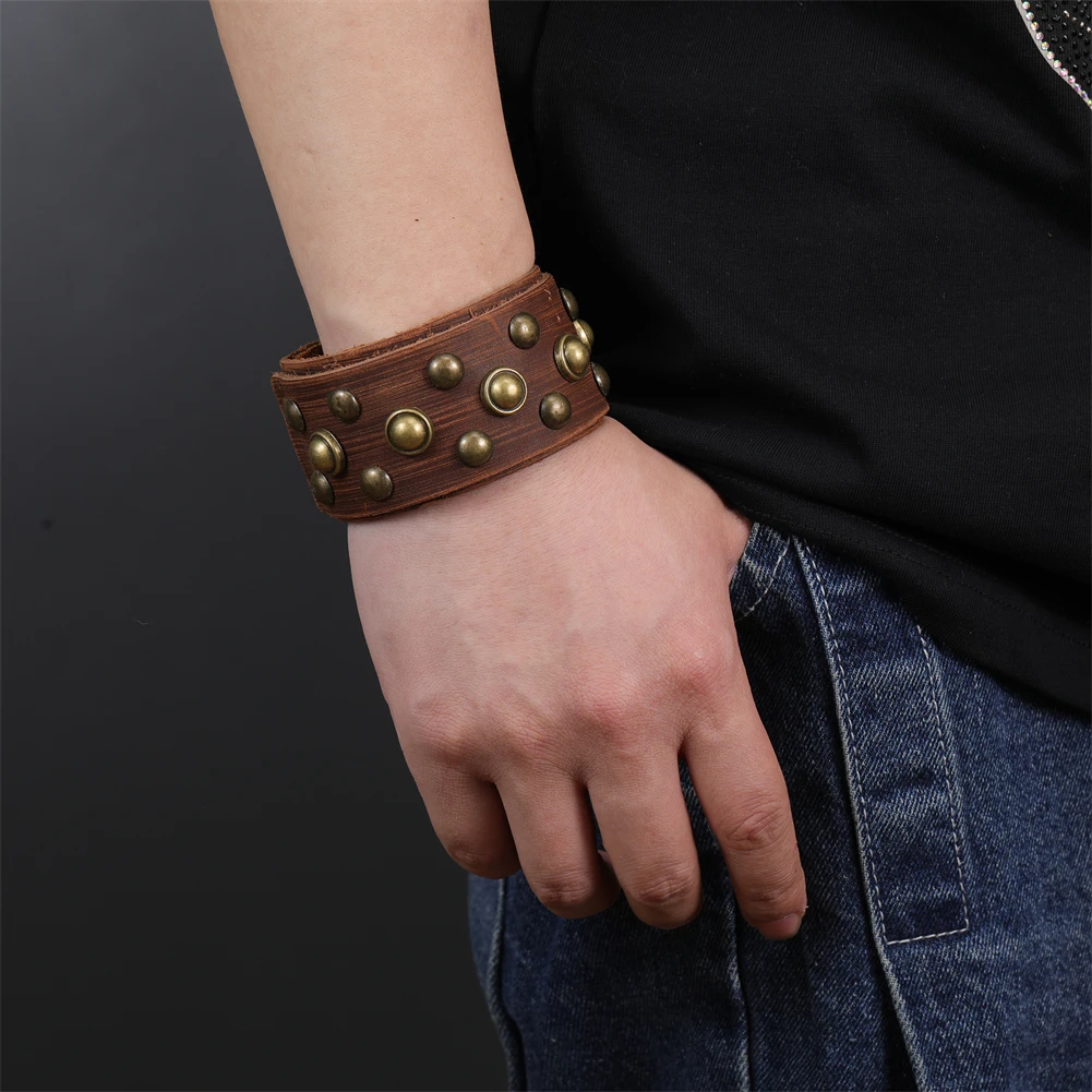 Bracelet de force homme clouté – Image 3